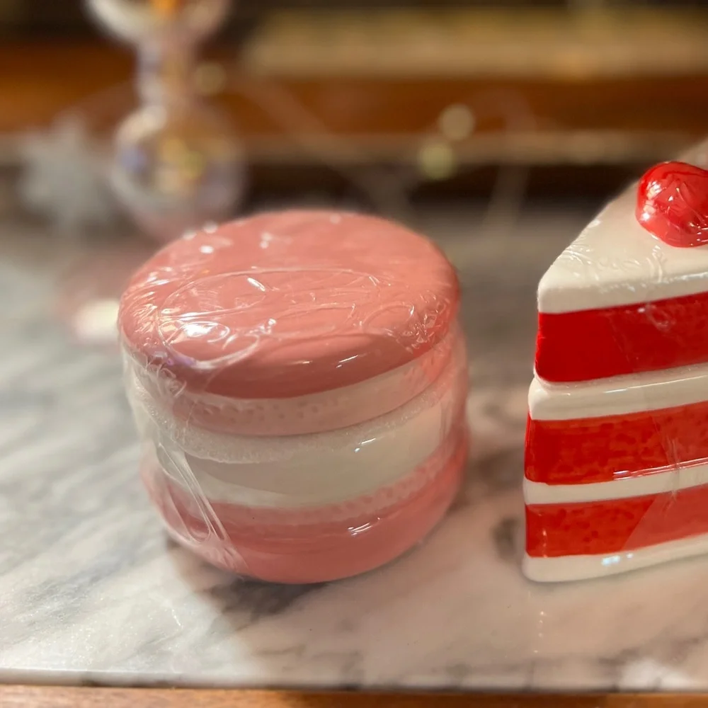 ✨NEW🩷Target Bullseye Playground 2024 Valentines Day Trinket Dessert Set🍰